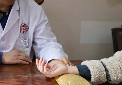 重慶中醫(yī)治療結(jié)直腸癌厲害的醫(yī)館